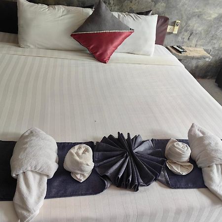 Keeree Loft Resort 통파품 외부 사진