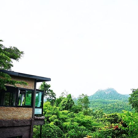 Keeree Loft Resort 통파품 외부 사진