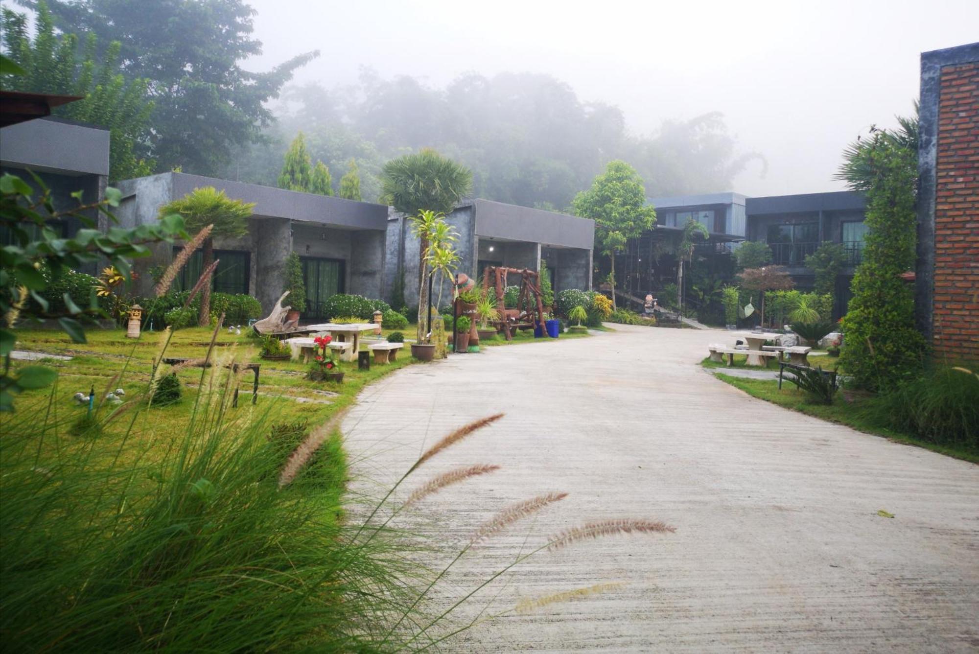 Keeree Loft Resort 통파품 외부 사진