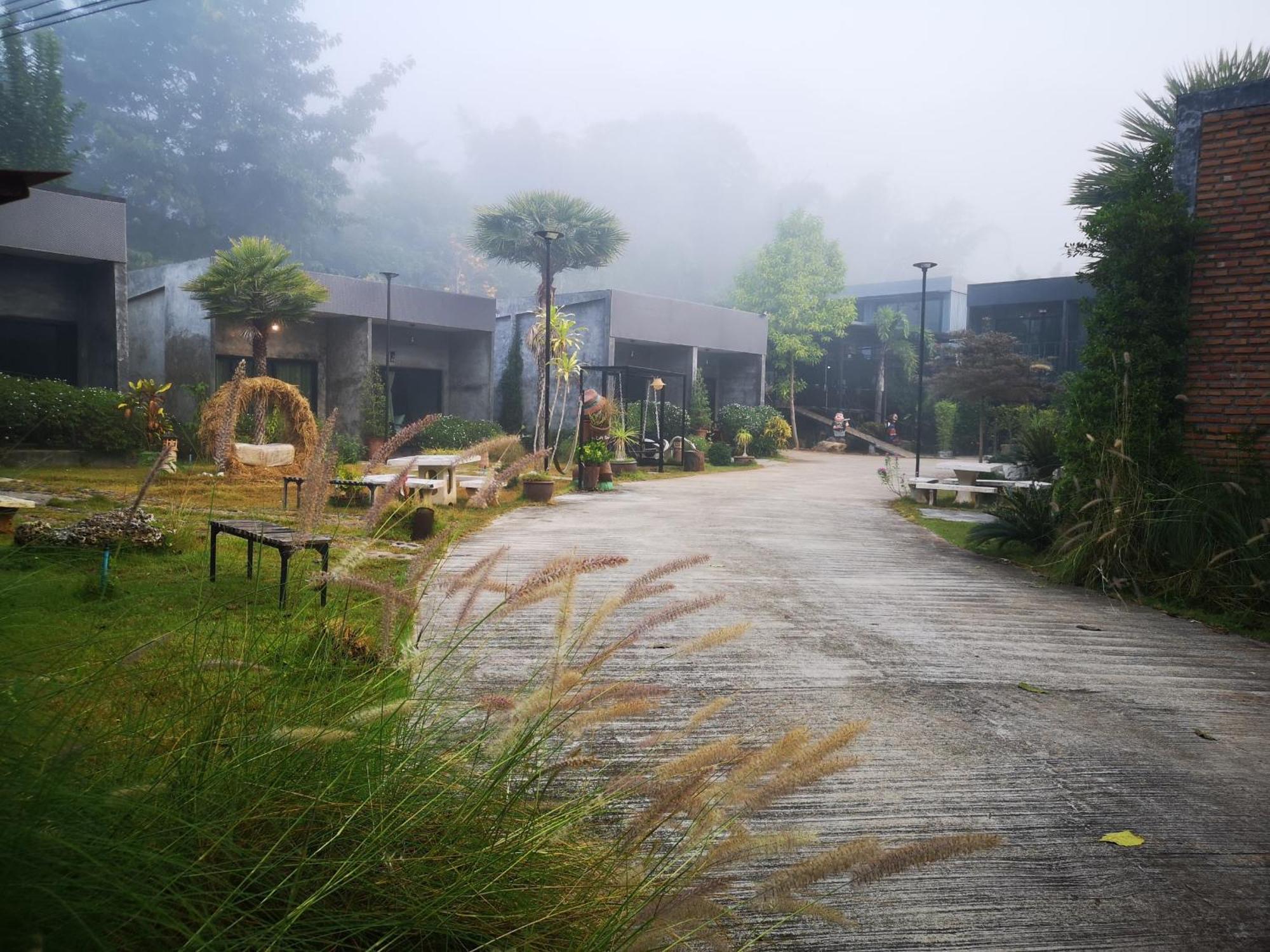 Keeree Loft Resort 통파품 외부 사진