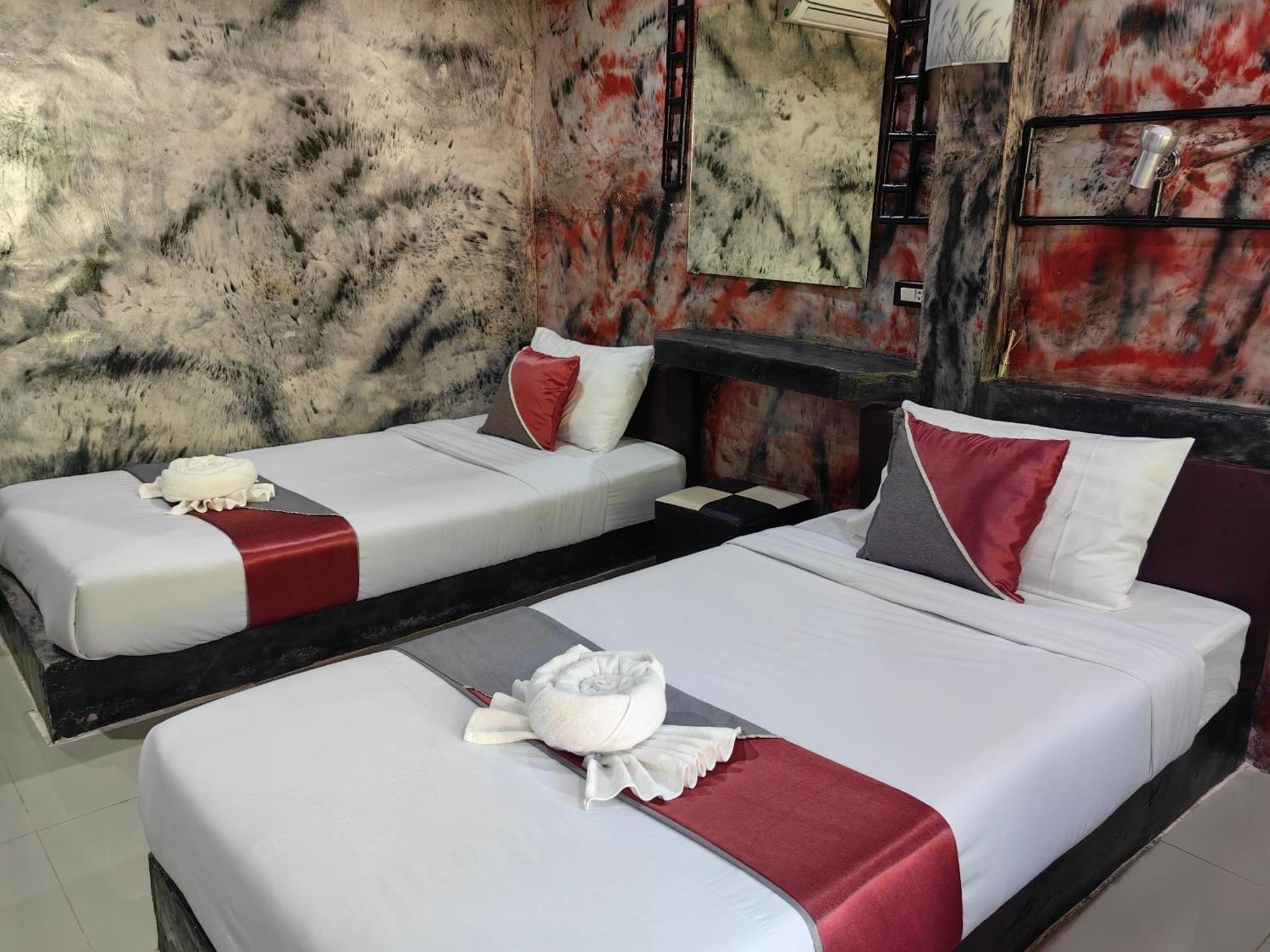 Keeree Loft Resort 통파품 외부 사진