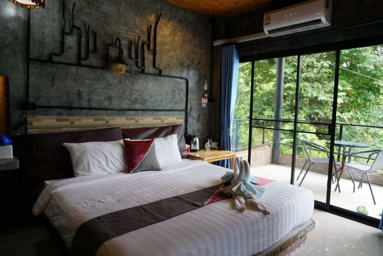 Keeree Loft Resort 통파품 외부 사진