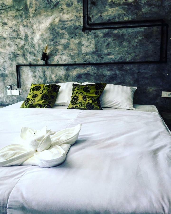 Keeree Loft Resort 통파품 외부 사진